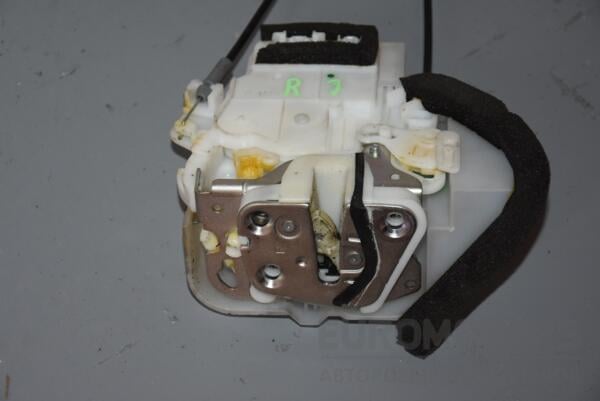 Замок двері задній правий електро Subaru Forester 2008-2012 61035SC200 99435 - 2