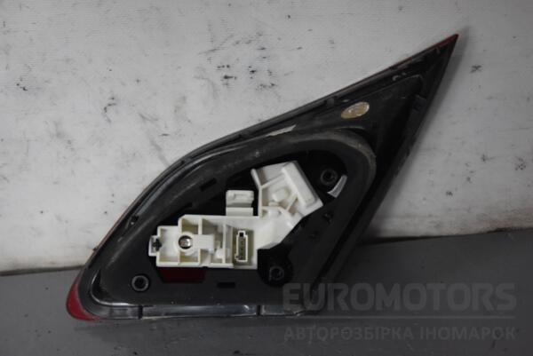 Ліхтар лівий внутрішній (хетчбек) Opel Astra (J) 2009-2015 13319953 99553 - 2