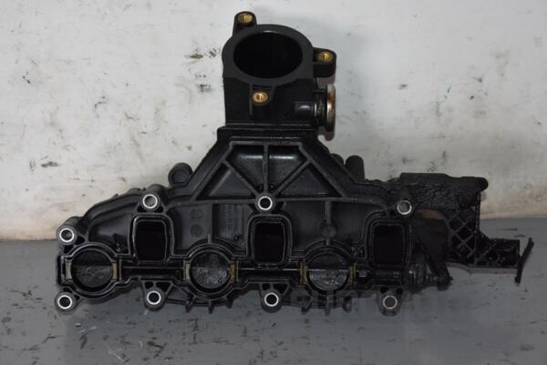 Коллектор впускной пластик VW Polo 1.2tdi 2009-2016 03P129711D 99802 - 2