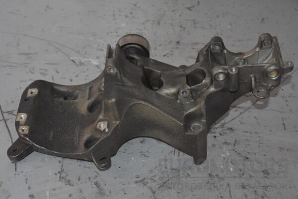 Кронштейн генератора Renault Sandero 1.4 8V, 1.6 8V 2007-2013 8200941114 99881 - 2