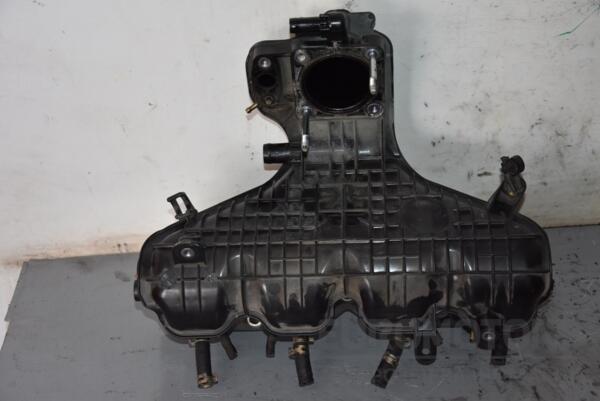 Коллектор впускной пластик Toyota Prius Plus 1.8 16V (ZVW40/41) 2011 99906 - 2