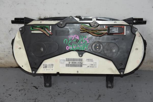 Панель приборов Renault Master 1998-2010 8200199508B 99948 - 2