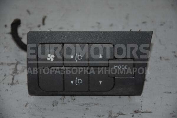 Блок кнопок (коректор фар, включення вентилятора) Peugeot Boxer 2006-2014 7354213560 99963  euromotors.com.ua