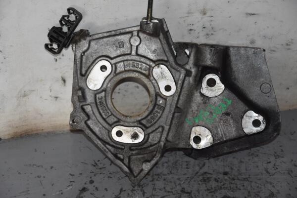 Кронштейн крепления ТНВД Renault Trafic 1.9dCi 2001-2014 5135859506C 100474 - 2