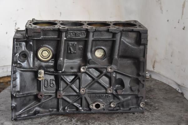 Блок двигателя (дефект) Mercedes Vito 2.2cdi (W638) 1996-2003 A6110110501 100647 - 4