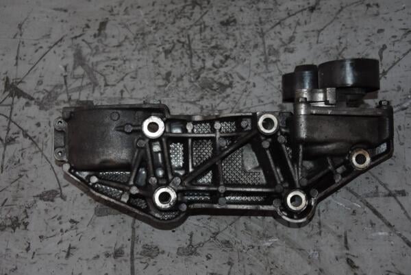 Кронштейн генератора і компресора Renault Laguna 2.0dCi (II) 2001-2007 8200358356 100787 - 2