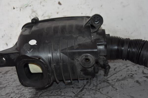 Корпус повітряного фільтра VW Passat 2.0 16V FSI (B6) 2005-2010 3C0129607S 100989 - 2