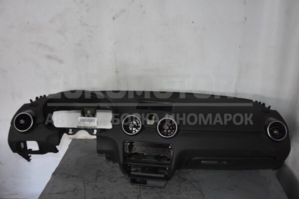 Торпедо під Airbag (передня панель) Audi A1 2010 8X1857067 101063 - 1
