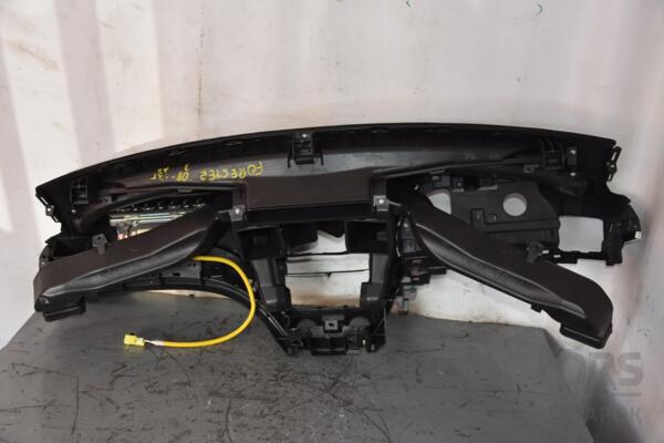 Торпедо під Airbag (передня панель) Subaru Forester 2008-2012 66055FG110JM 101101 - 2