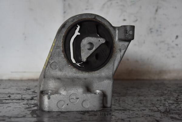 Опора двигателя правая Jeep Grand Cherokee 2.7crd 1999-2004 A6652200116 101636 - 2