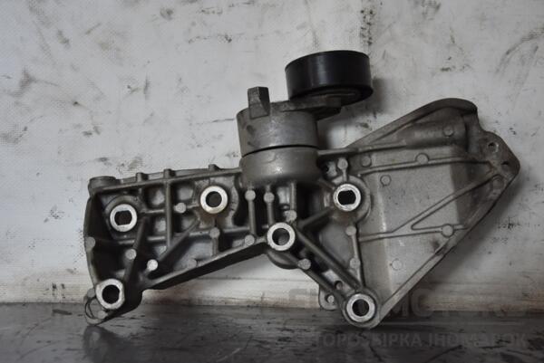 Кронштейн генератора Renault Megane 1.5dCi (II) 2003-2009 8200669494 101838 - 2