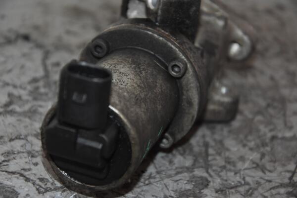 Клапан EGR електричний Kia Sorento 2.5crdi 2002-2009 284104A100 102820 - 2