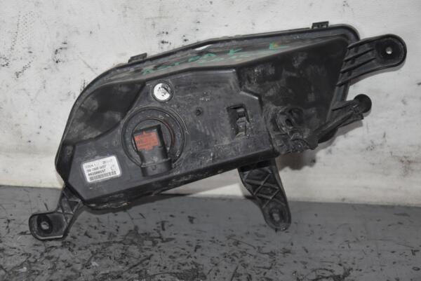 Фара противотуманная левая Opel Astra (K) 2015 39098907 103611 - 2
