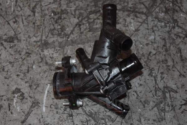 Корпус термостата Mercedes B-class 2.0T 16V (W246) 2012 A2702000615 103996 - 2
