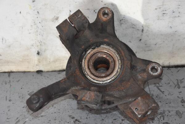 Поворотний кулак лівий R16 D22 з ABS Renault Master 1998-2010 104671 - 2