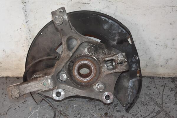 Поворотний кулак правий з ABS в зборі ступиця Opel Astra (J) 2009-2015 13319483 104712 - 2