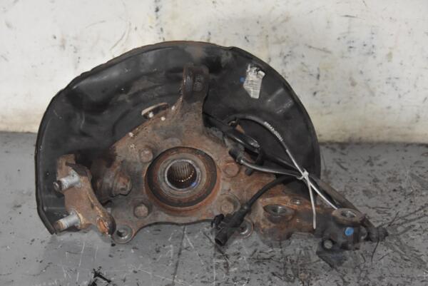 Поворотный кулак левый с ABS в сборе ступица Toyota Verso 2009-2018 432120F020 104767 - 2