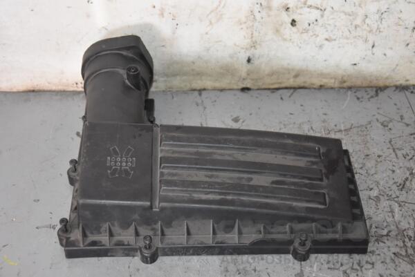 Корпус воздушного фильтра верхняя часть VW Scirocco 2008-2017 3C0129607BC 105129 - 2