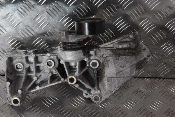 Кронштейн генератора Renault Kangoo 1.5dCi 2013 8200669495 109020 - 2