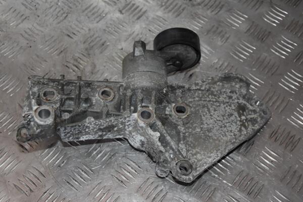 Кронштейн генератора Renault Megane 1.5dCi (II) 2003-2009 8200669494 108260 - 2