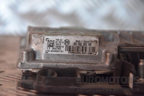 Блок керування двигуном Peugeot 208 1.2 THP 2012 9810858280 108802 - 2