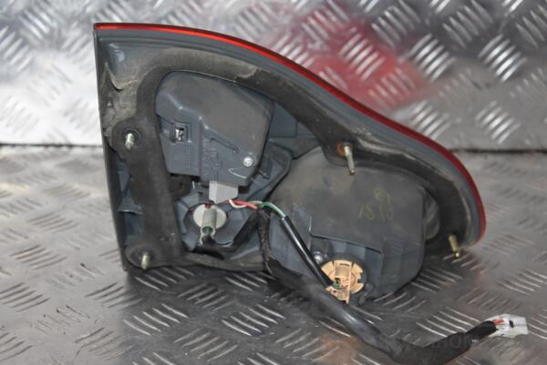 Ліхтар правий внутрішній (04-) (дефект) Toyota Avensis Verso 2001-2009 110232 - 3