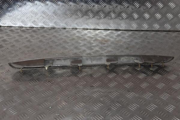 Панель підсвічування номера (хетчбек) Toyota Corolla (E12) 2001-2006 7680102100 110304 - 2