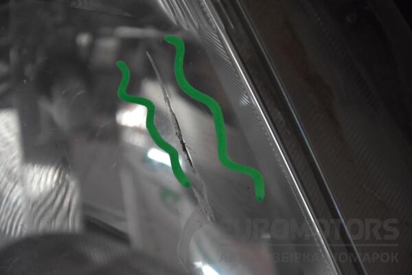 Фара правая (дефект) Subaru Forester 2008-2012 84001SC220 110706 - 2