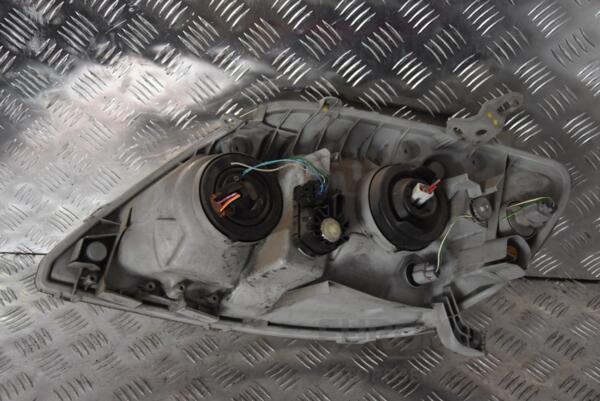Фара правая (седан/универсал) Toyota Corolla (E12) 2001-2006 110722 - 2