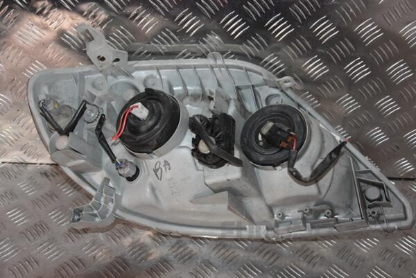 Фара ліва (седан / універсал) Toyota Corolla (E12) 2001-2006 110724 - 2