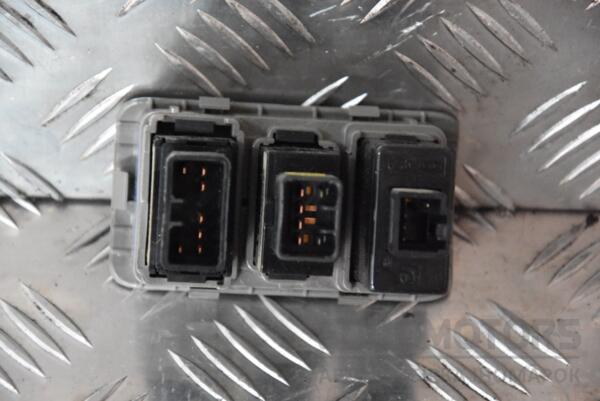 Кнопка коректора фар Kia Carnival 2006-2014 933104D000 110981 - 2