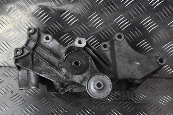 Кронштейн генератора VW Golf 1.6 16V (IV) 1997-2003 032145169Q 112250 - 2