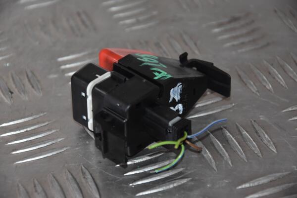 Кнопка аварийки Mercedes A-class (W168) 1997-2004 A1688201210 113797 - 2