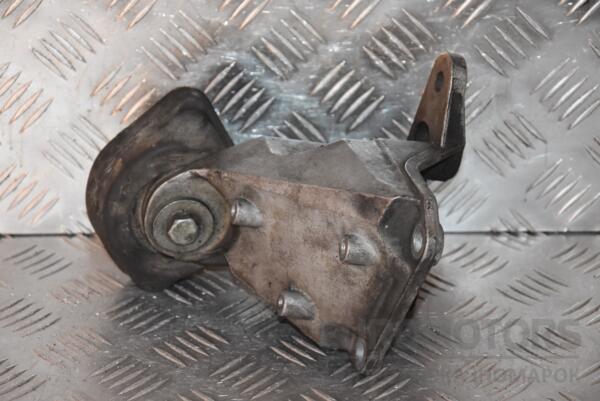 Кронштейн КПП правый VW Passat 1.9tdi (B5) 1996-2005 8D0399114AH 116854 - 2