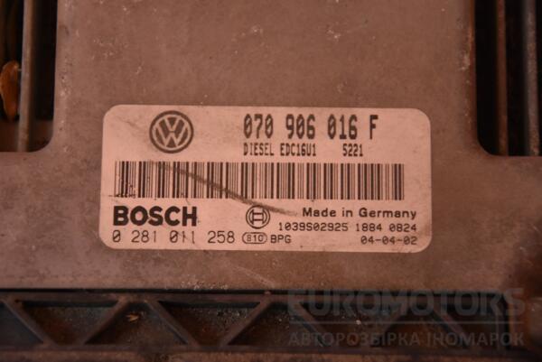 Блок керування двигуном VW Touareg 2.5tdi 2002-2010 070906016F 117012 - 2