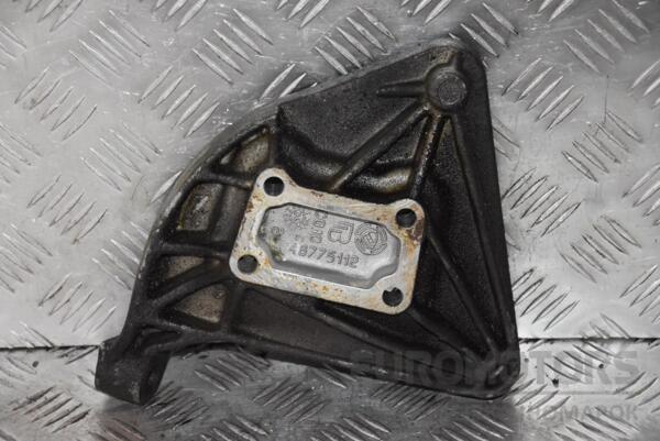 Кронштейн компресора кондиціонера Fiat Doblo 1.6 16V 2000-2009 46775112 117814 - 2