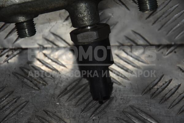 Датчик тиску палива в рейці Opel Vivaro 1.9dCi 2001-2014 0281002405 117953  euromotors.com.ua