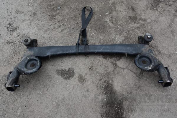 Балка задня під диски Toyota Avensis Verso 2001-2009 4211044091 118321 - 3