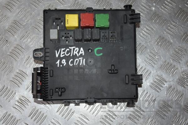 Блок запобіжників Opel Vectra (C) 2002-2008 13205781 119239 - 2