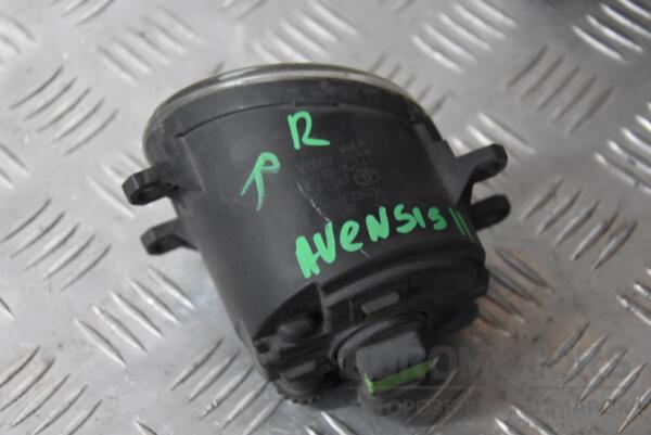 Фара противотуманная правая Toyota Avensis (II) 2003-2008 812100D041 119818 - 2