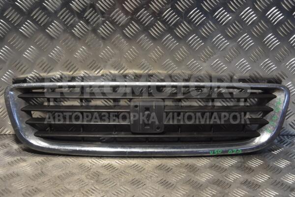 Решітка радіатора (07-) Volvo V50 2004-2012 30744915 125446  euromotors.com.ua