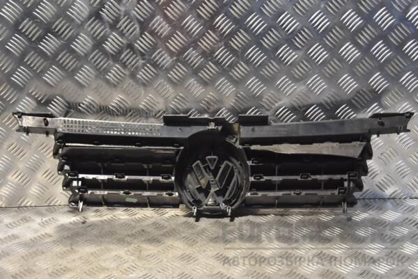 Решітка радіатора VW Bora 1997-2005 1J5853655C 125482 - 2