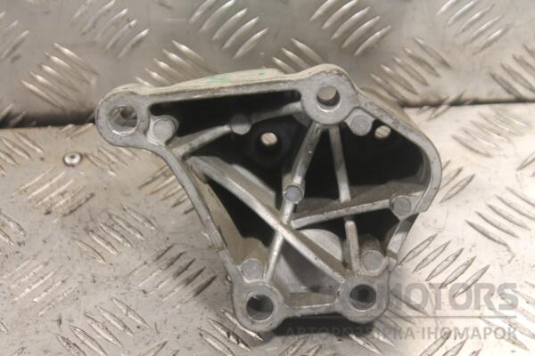 Кронштейн двигателя левый Chrysler 300C 3.0crd 2004-2010 04578181AA 131091 - 2