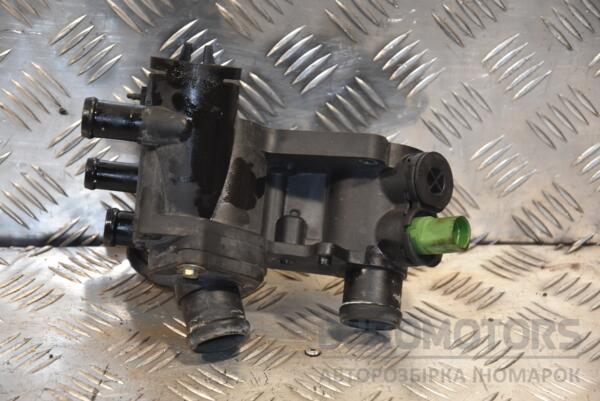 Корпус термостата VW Golf 1.4 16V (IV) 1997-2003 032121111AF 127216 - 2
