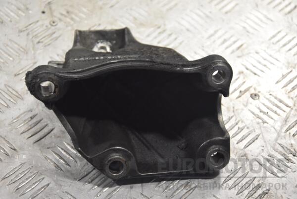 Кронштейн двигуна правий Audi A4 3.0tdi (B7) 2004-2007 8E0199308AK 127436 - 2