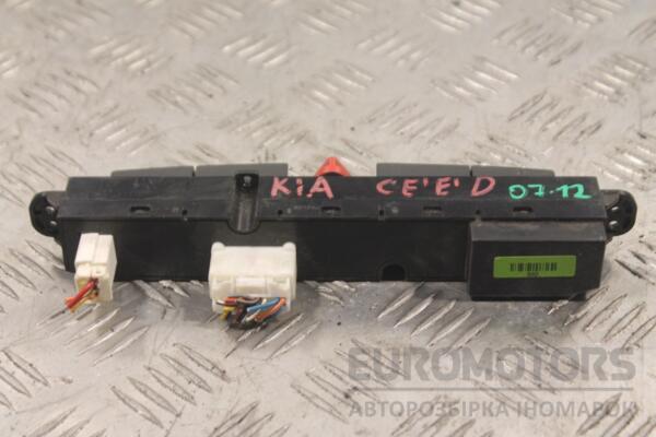 Блок кнопок в торпедо аварійка Kia Ceed 2007-2012 937001H000 131866 - 2
