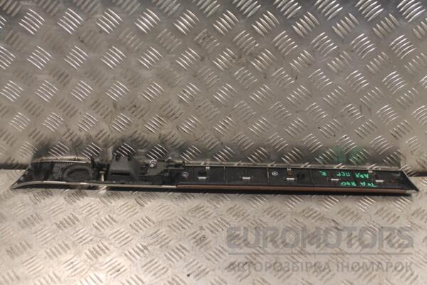 Ручка двери внутренняя передняя правая с накладкой VW Touareg 2002-2010 7L6867440 132146 - 2