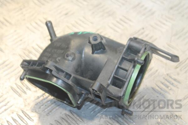 Патрубок воздушный VW Golf 1.4 16V TSI (V) 2003-2008 03C129721B 132651 - 2