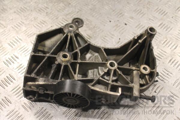Кронштейн генератора и компрессора Renault Kangoo 1.4 8V 1998-2008 8200941119 134004 - 2