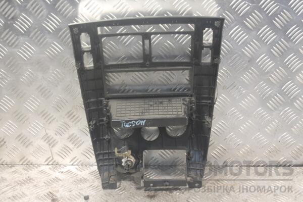 Накладка центральной консоли Hyundai Tucson 2004-2009 135775 - 2